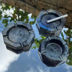 resin ashtrays 1