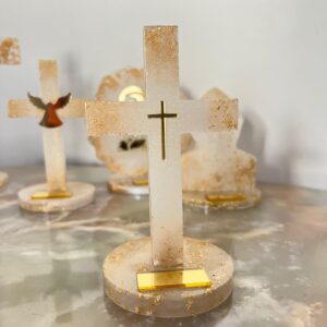 resin small cross souvenir 1 1.jpg